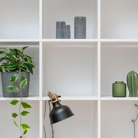Cozy Studio With Balcony And Free Garage By Noclegi Renters Poznan Bagian luar foto