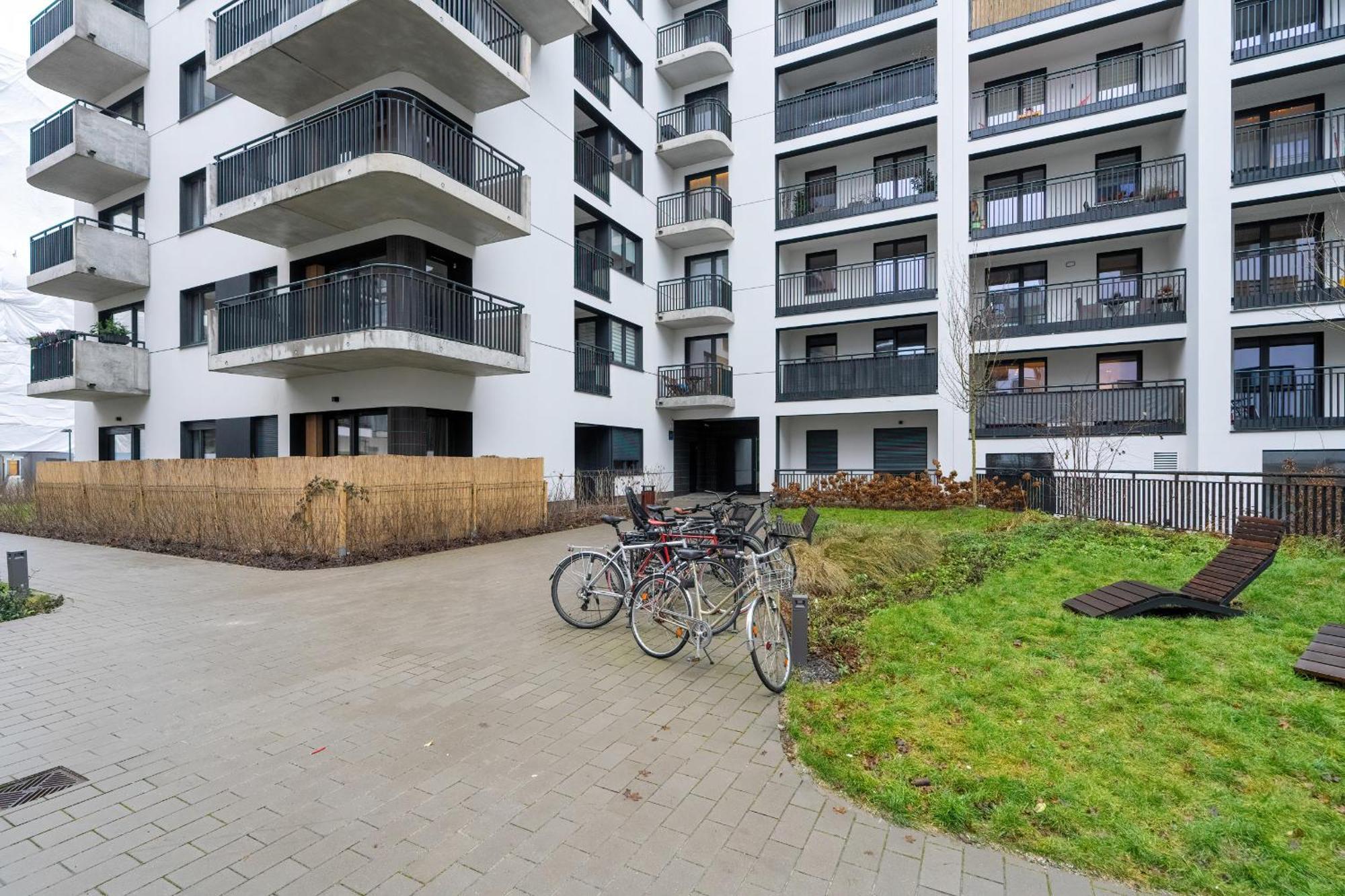 Cozy Studio With Balcony And Free Garage By Noclegi Renters Poznan Bagian luar foto